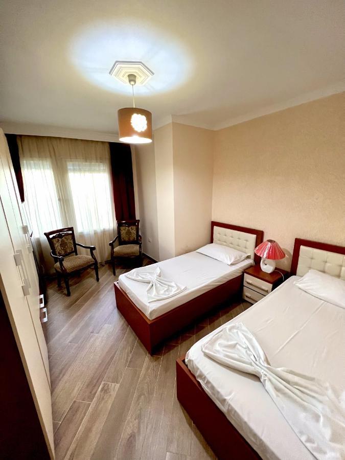 Apartment In Durres Elio Golem  Luaran gambar